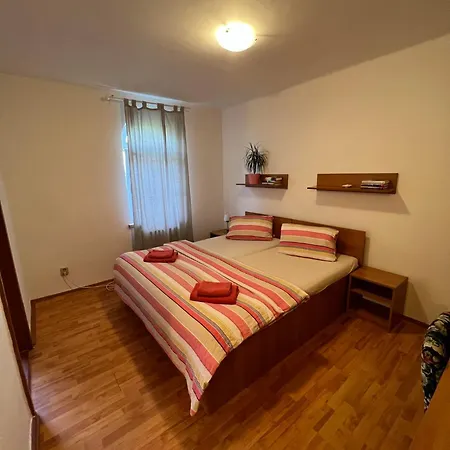 Relax Guest house *